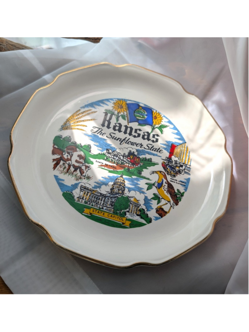 Vintage Kansas Sunflower State Souvenir Plate 22K Gold Trim USA 10" Warner